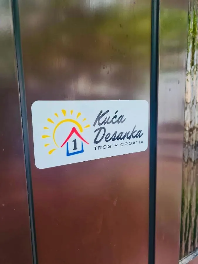 Apartamenty „Kuca Desanka” Trogir Croatia